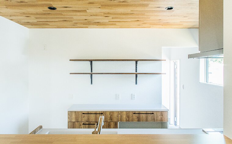 【木と暮らす家/平屋建】贅沢に使用した木材が心地よい住まい