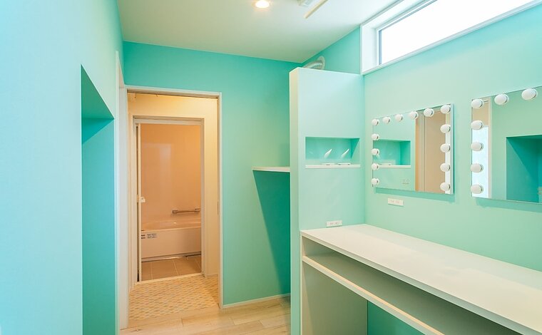 【洗面台特集】　-個性的な洗面台の事例　3選-